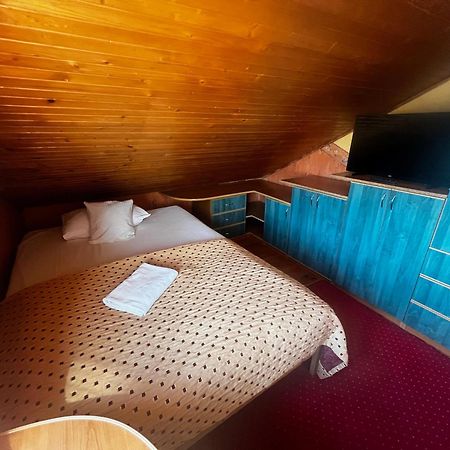 Abak Bed & Breakfast Gdansk Bagian luar foto