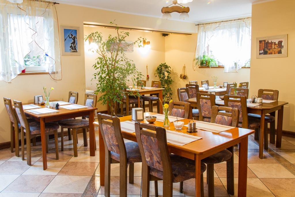 Abak Bed & Breakfast Gdansk Bagian luar foto