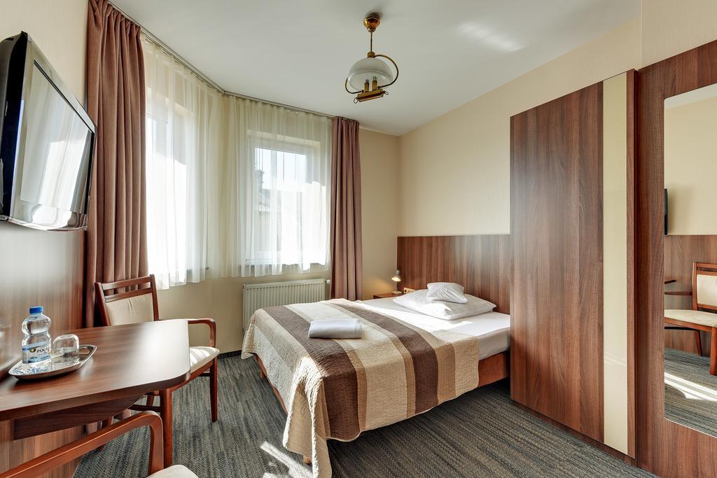 Abak Bed & Breakfast Gdansk Bagian luar foto