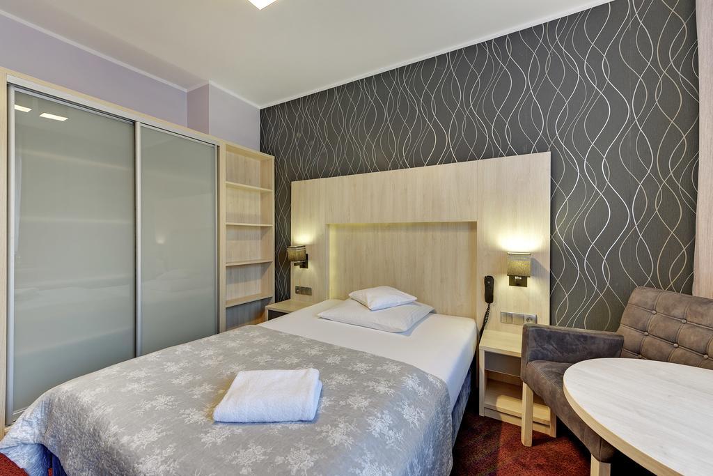 Abak Bed & Breakfast Gdansk Bagian luar foto